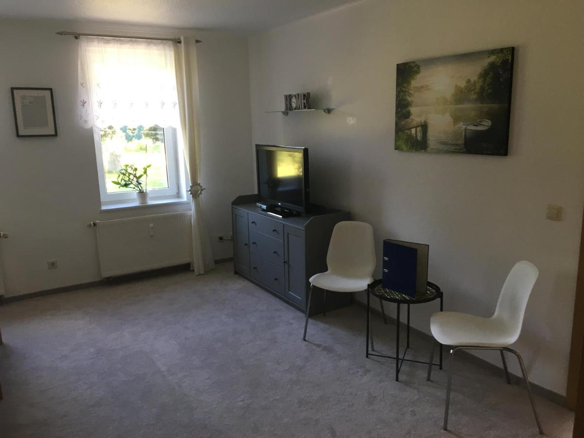 יינה Ferienwohnung Am Goethe Park Fuer 2 Bis 3 Personen מראה חיצוני תמונה